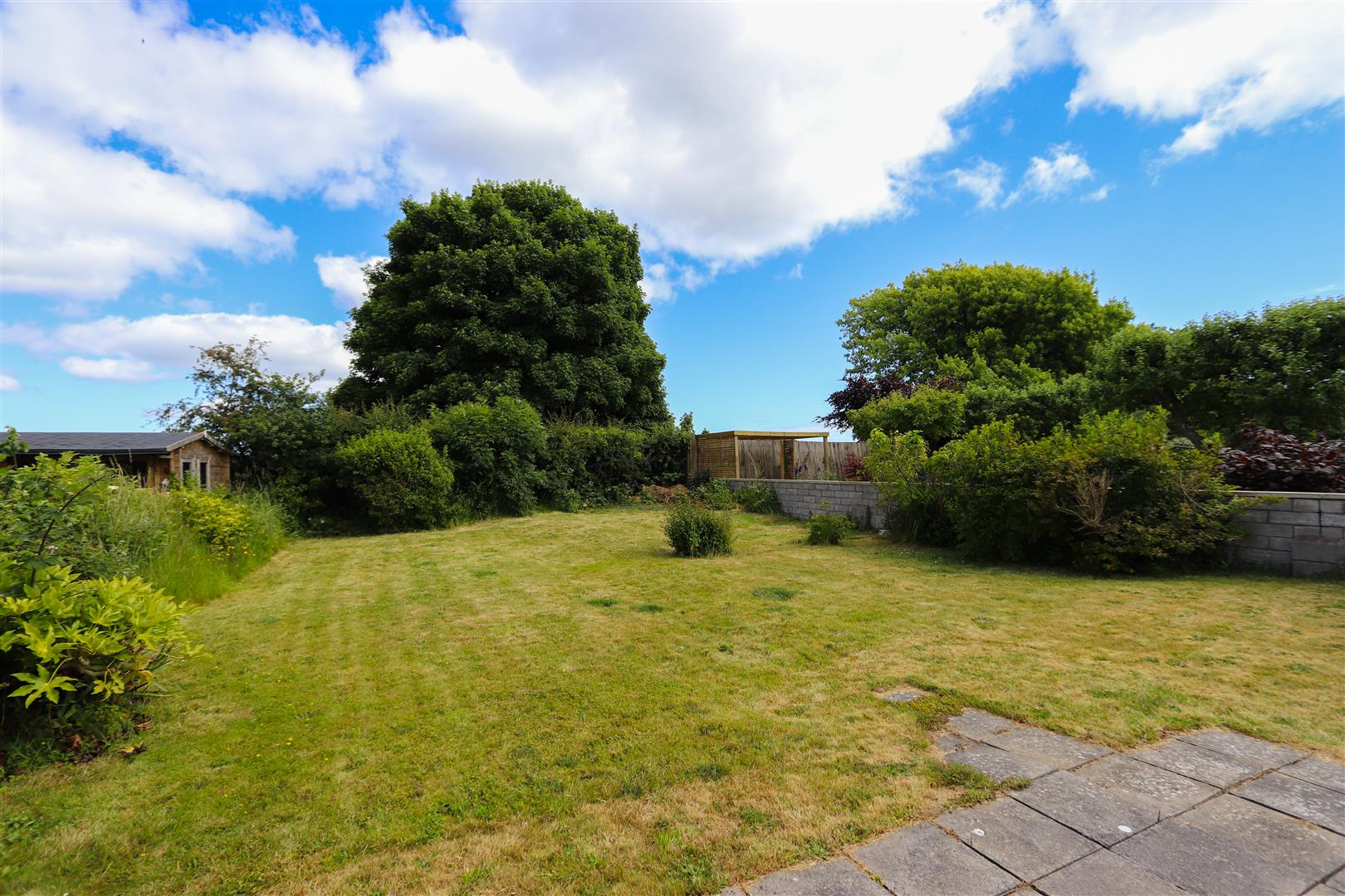 Colcot Road, Barry Knights Estate Agents